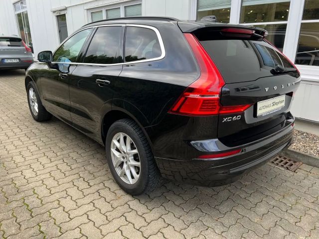 Volvo XC60 Momentum