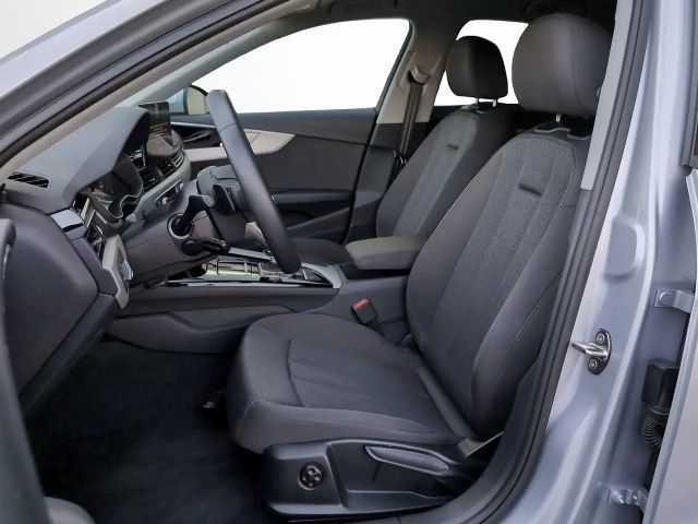 Audi A4 30 TDI Sedan