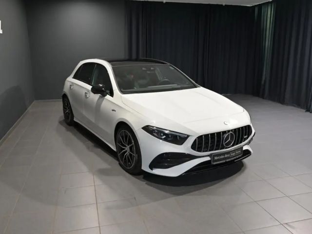 Mercedes-Benz A 35 AMG 4MATIC AMG Line
