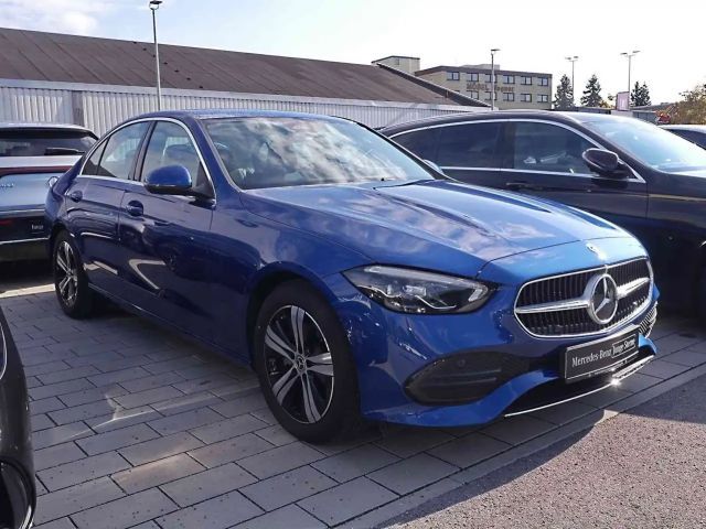 Mercedes-Benz C 180 AVANTGARDE Sedan