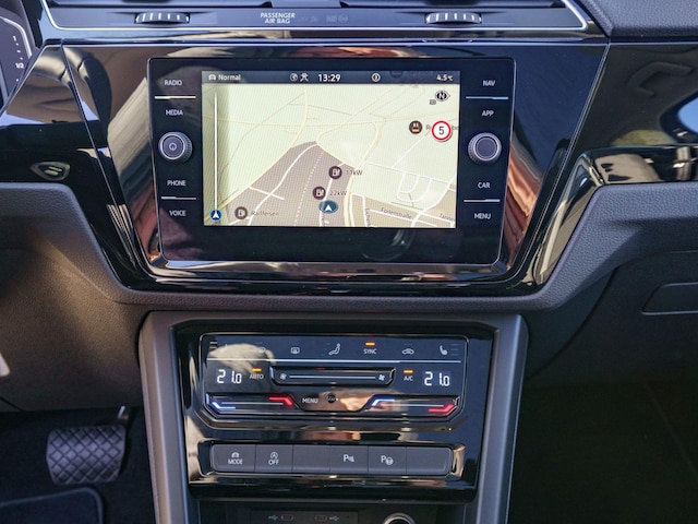 Volkswagen Touran DSG Highline