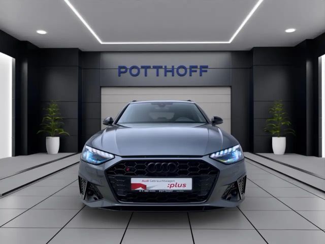 Audi S4 Avant Quattro