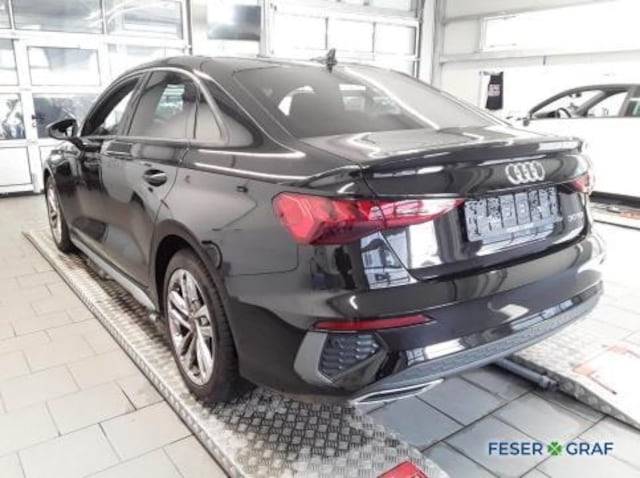 Audi A3 30 TDI S-Line S-Tronic Sedan