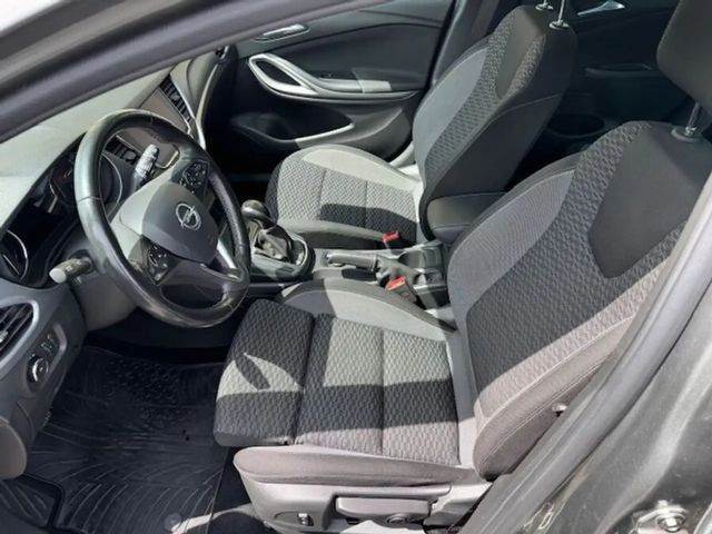 Opel Astra 1.5 Turbo Edition Sports Tourer