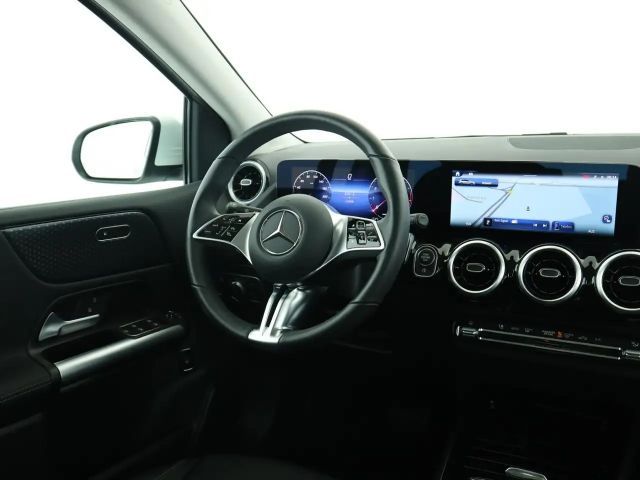 Mercedes-Benz B 200 Progressive