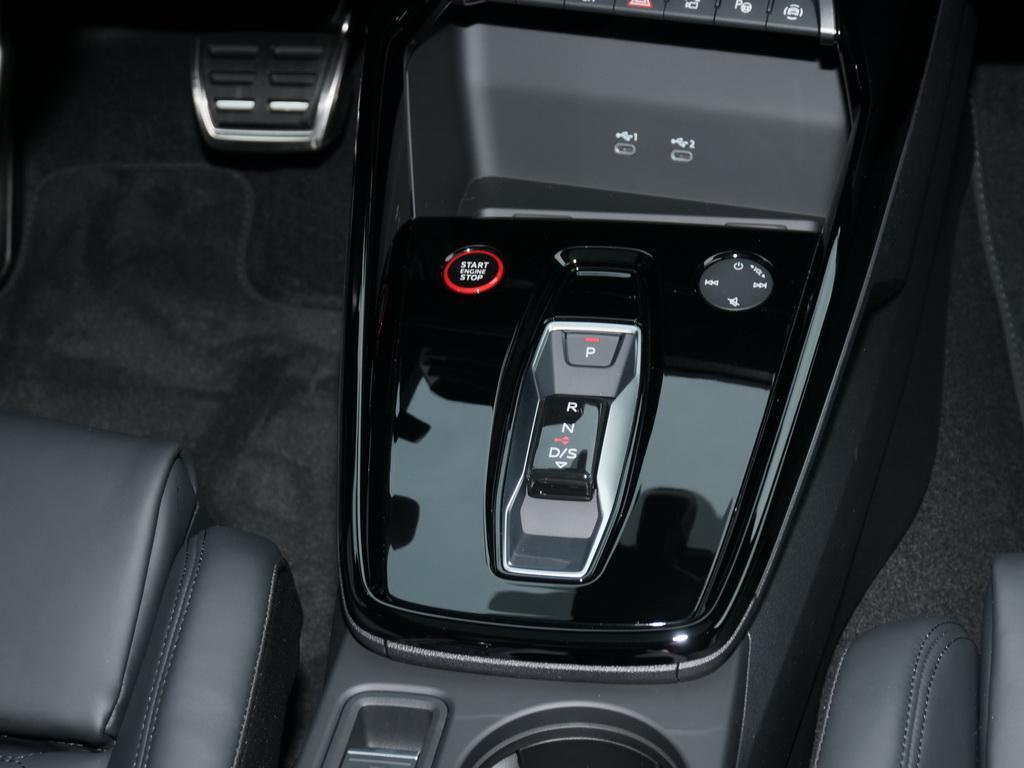 Audi RS3 S-Tronic Sedan