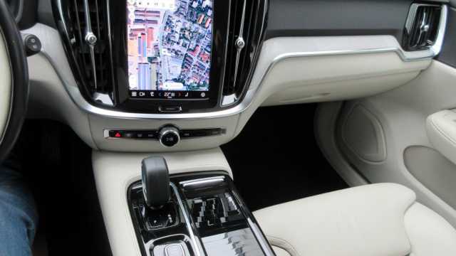 Volvo V60 Bright Plus T8