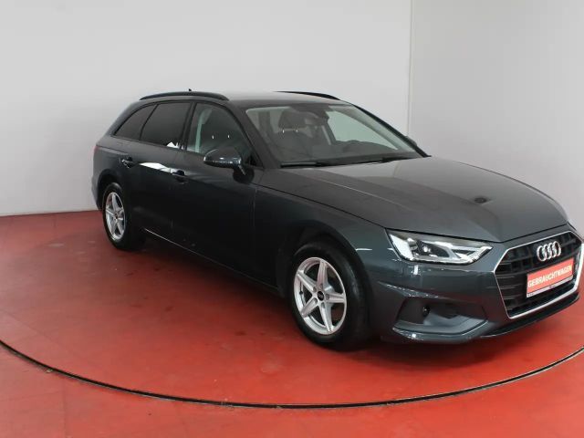 Audi A4 35 TDI Avant S-Tronic