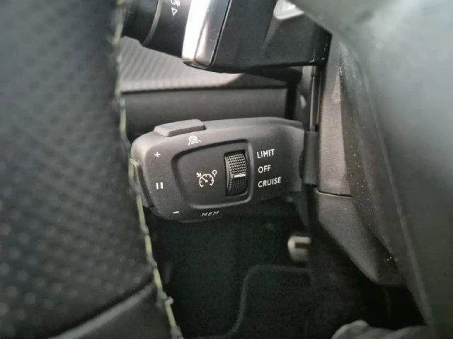 Peugeot 208 GT-Line Hybrid