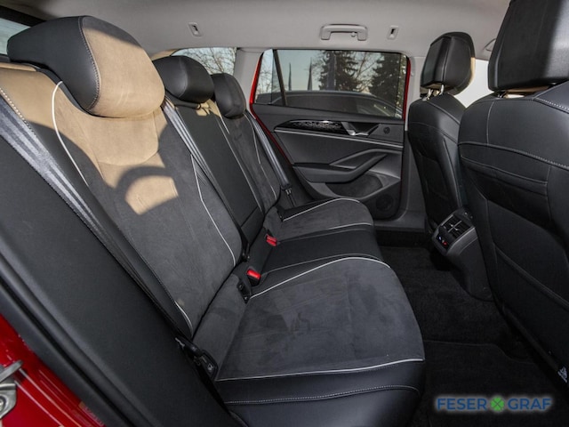 Volkswagen Passat 2.0 TDI DSG Elegance Elegance