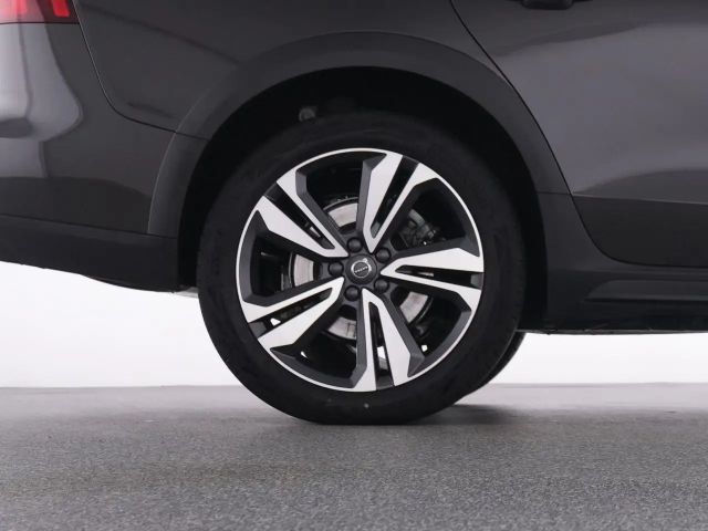 Volvo V60 Cross Country AWD Plus