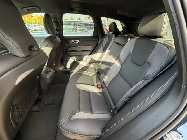 Volvo XC60 Dark Plus