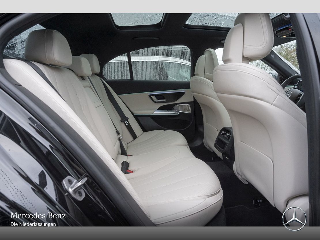 Mercedes-Benz E 220 E 220 d Sedan