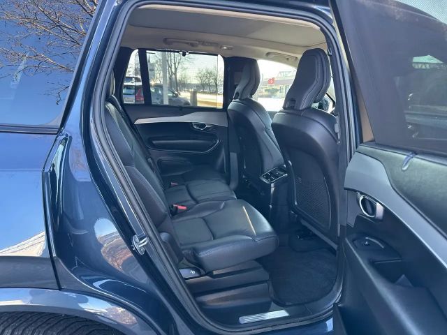 Volvo XC90 AWD Dark Recharge Ultimate