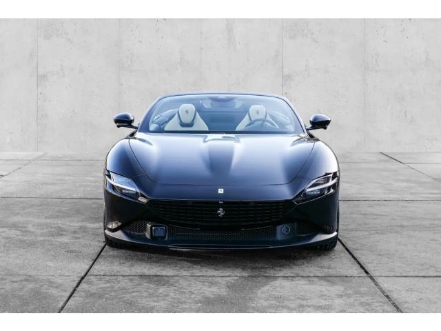 Ferrari Roma Spider