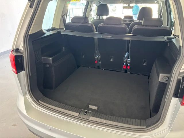 Volkswagen Touran DSG