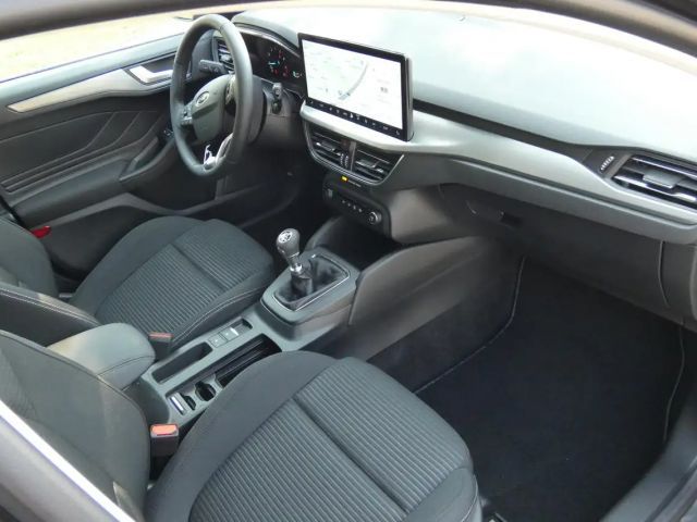 Ford Focus Titanium Wagon