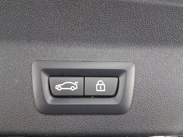 BMW X3 40d AHK*Panorama*DrivAssProf*ParkAssPlus*Standheiz