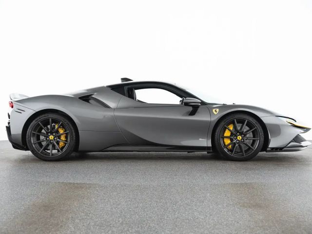 Ferrari SF90 Stradale