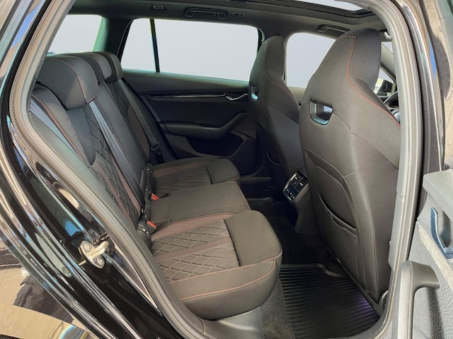 Skoda Octavia 2.0 TSI Combi RS