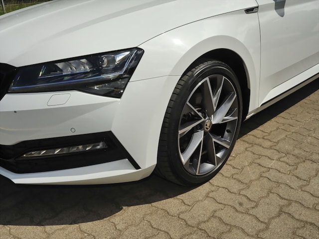 Skoda Superb 2.0 TDI Combi