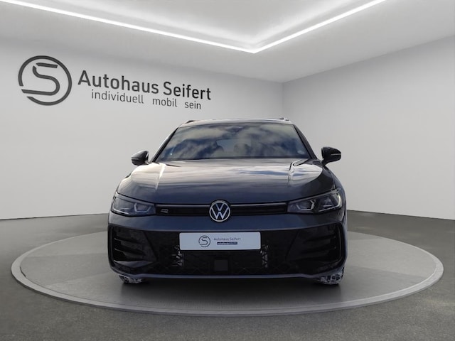 Volkswagen Passat DSG R-Line eHybrid