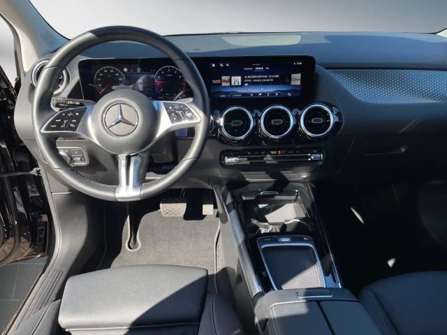 Mercedes-Benz B 180 Progressive