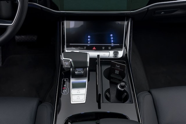 Audi A8 50 TDI Lang Quattro