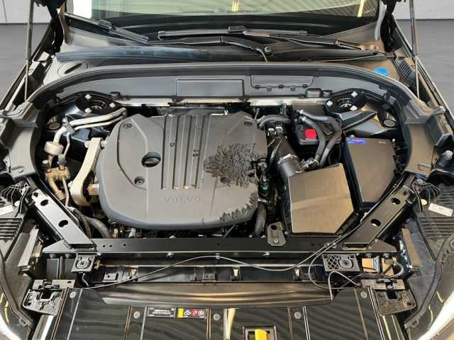 Volvo XC60 Dark Plus