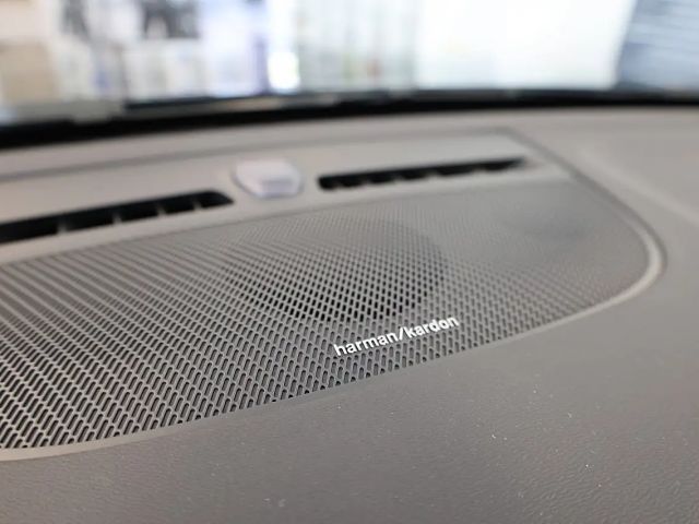 Volvo XC40 Dark Plus