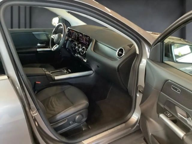 Mercedes-Benz GLA 200 Progressive