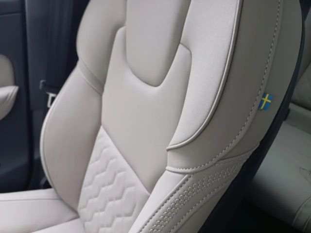 Volvo XC60 AWD Plus T6