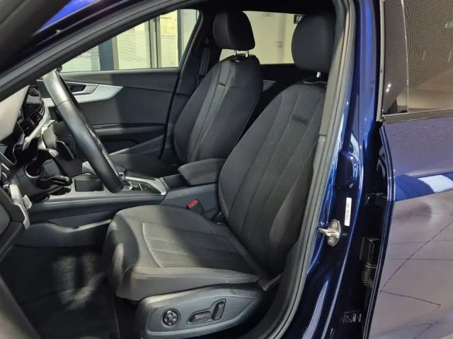 Audi A4 45 TFSI Avant Quattro