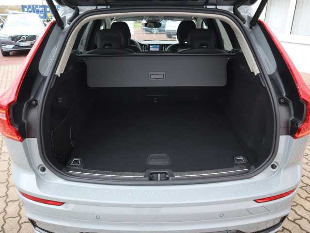 Volvo XC60 AWD Dark Plus