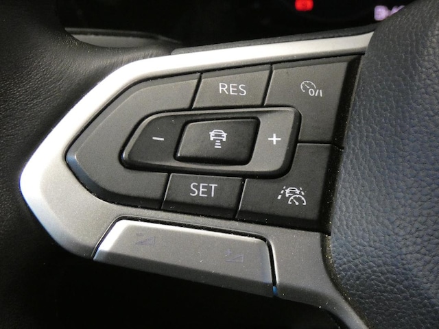 Volkswagen Golf Life Variant