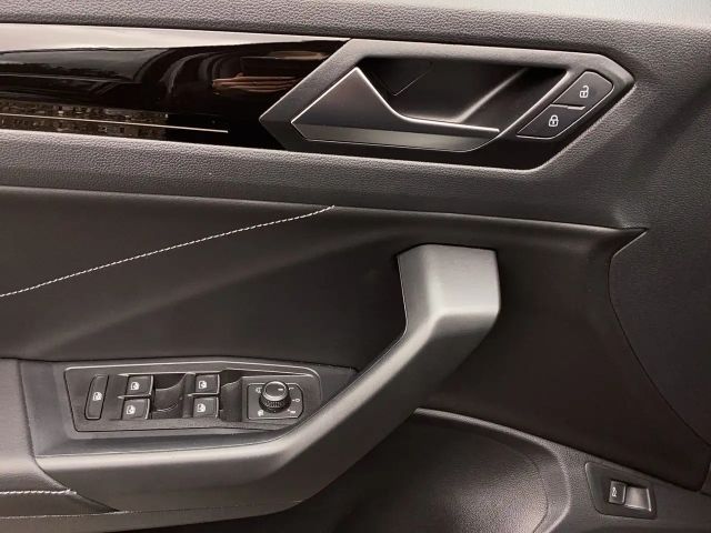 Volkswagen T-Roc 2.0 TDI DSG R-Line Style