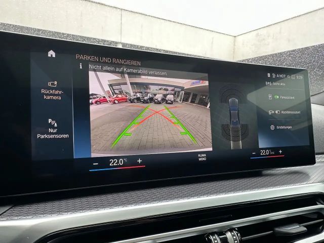 BMW 320 320d M-Sport Sedan xDrive