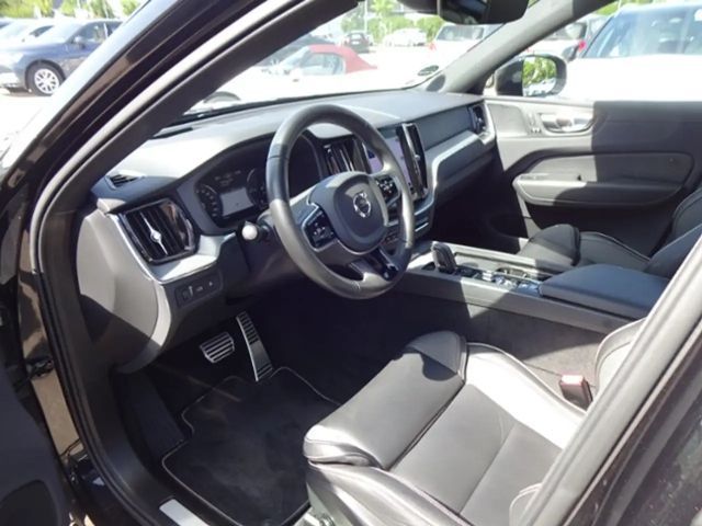 Volvo XC60 R-Design Recharge T8