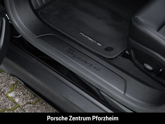 Porsche Taycan 4 Cross Turismo