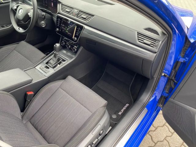 Skoda Superb 2.0 TDI Combi Style Style