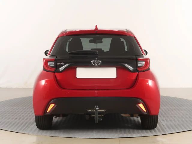 Toyota Yaris Hatchback Team D