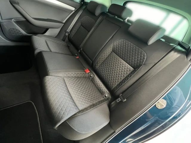 Skoda Superb 2.0 TDI Ambition Combi