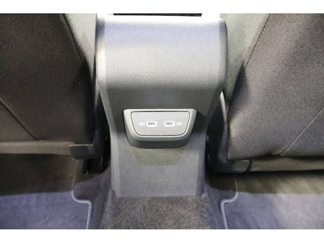 Volkswagen Taigo 1.0 TSI DSG R-Line