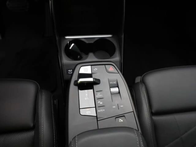 BMW X1 AUTOMAAT - NAVI - LED