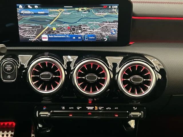 Mercedes-Benz CLA 200 AMG Line Shooting Brake