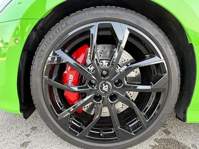 Audi RS3 Quattro S-Tronic Sedan