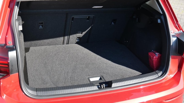 Volkswagen Golf 1.5 eTSI DSG Golf VIII