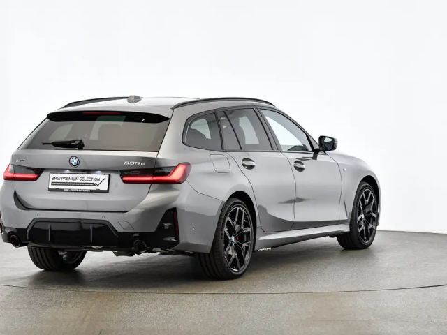 BMW 330 330e xDrive