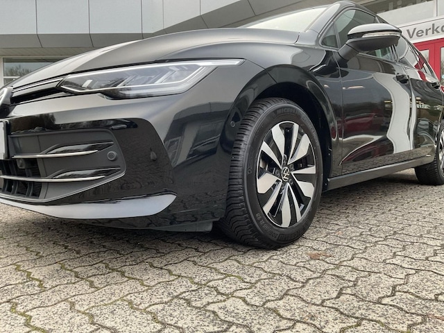 Volkswagen Golf 1.5 eTSI DSG Golf VIII Variant