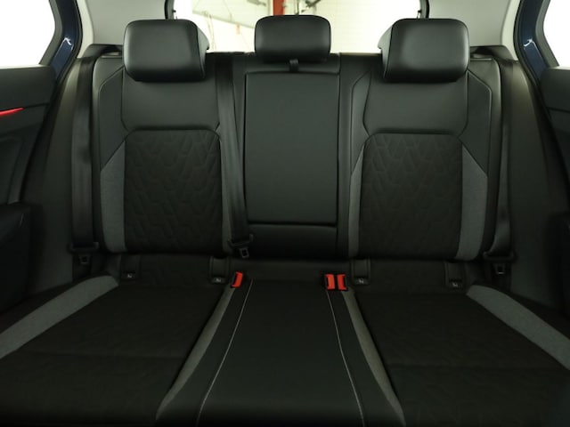 Volkswagen Golf 1.5 TSI Golf VIII